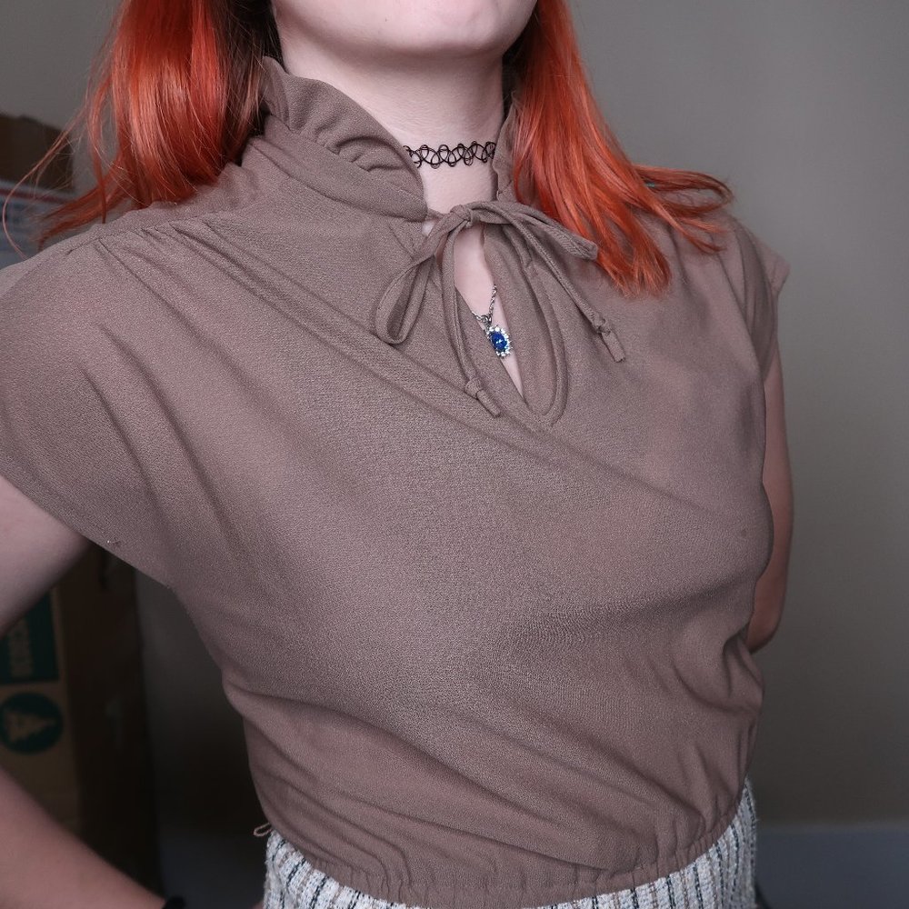 (unknown brand) Women's Vintage Style Tan Dress